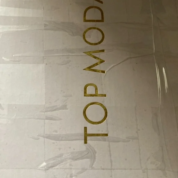 Sandals - Picture 3 of 3